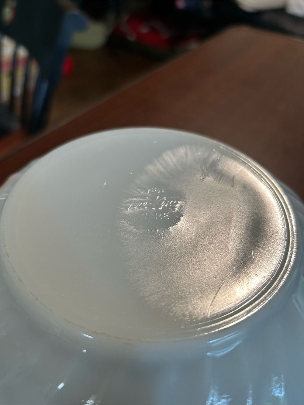 Vintage fire king White milk, glass swirl pattern Mixing Bowl, 9”x4.5”. No chips - Picture 5 of 5